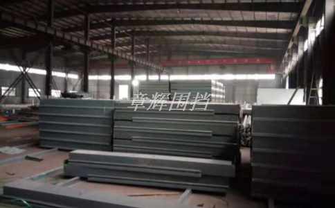 金屬圍擋如何應對不同的氣候條件？