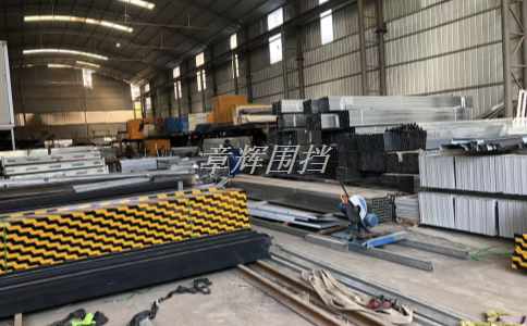 如何避免pvc圍擋在施工過程中產生損壞或變形?(指導有效防止施工過程中pvc圍擋的變形或損壞) 如何避免pvc圍擋在施工過程中產生損壞或變形?(指導有效防止施工過程中pvc圍擋的變形或損壞)