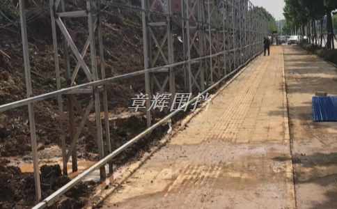 如何保證金屬圍擋的安全性能符合要求？（金屬圍擋安全性能檢測方法）