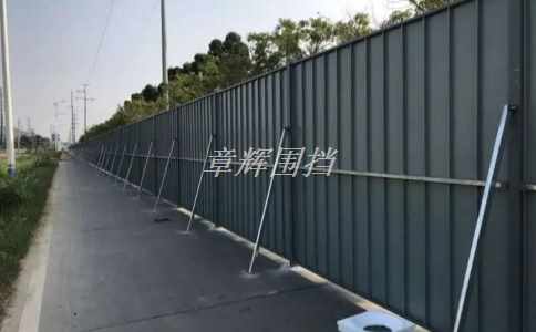 金屬圍擋在工業和物流設施中的作用是什么？