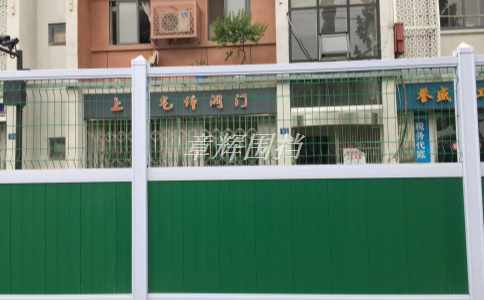 金屬圍擋的防火性能如何？